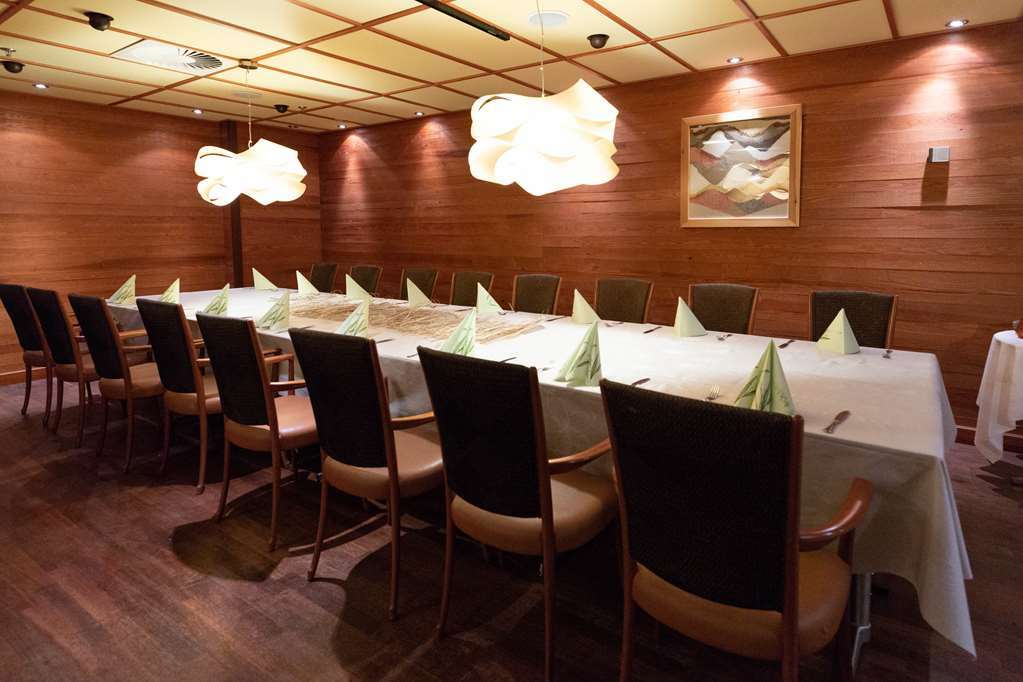 Scandic Ikaalisten Kylpylae อิกาลิเนน ร้านอาหาร รูปภาพ